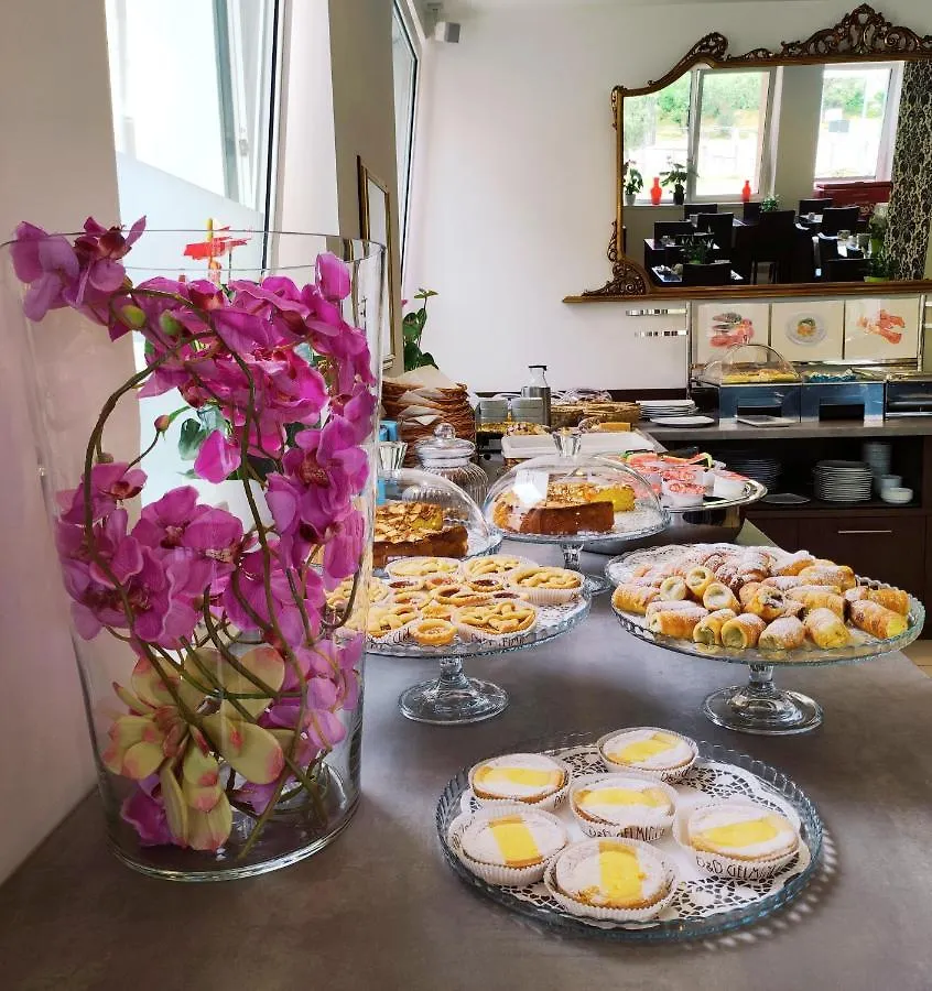 Hotel Benaco Garda ***S