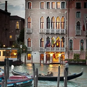 Pesaro Palace 4* Venedig