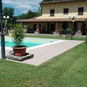 https://colonica-poggio-renai.it-tuscanyhotel.com