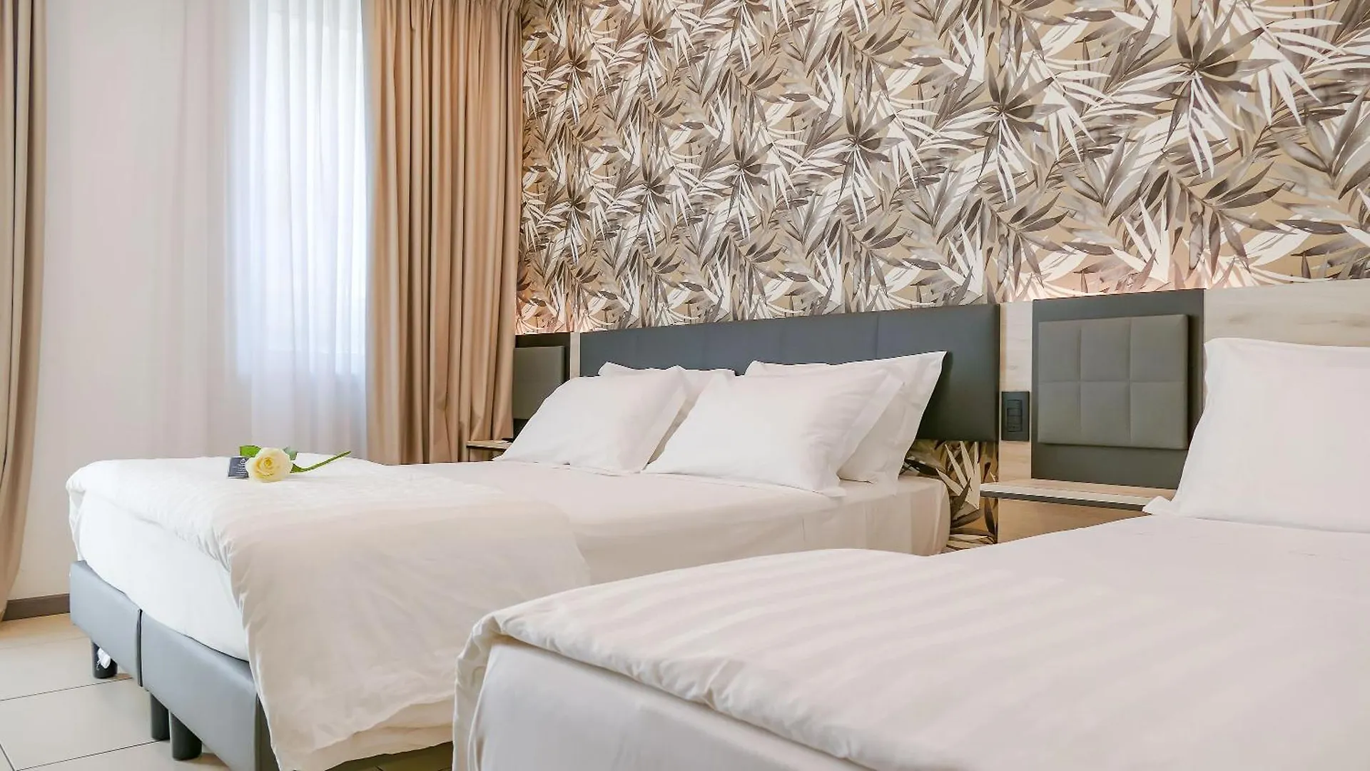 Hotel Benaco Garda ***S Italien