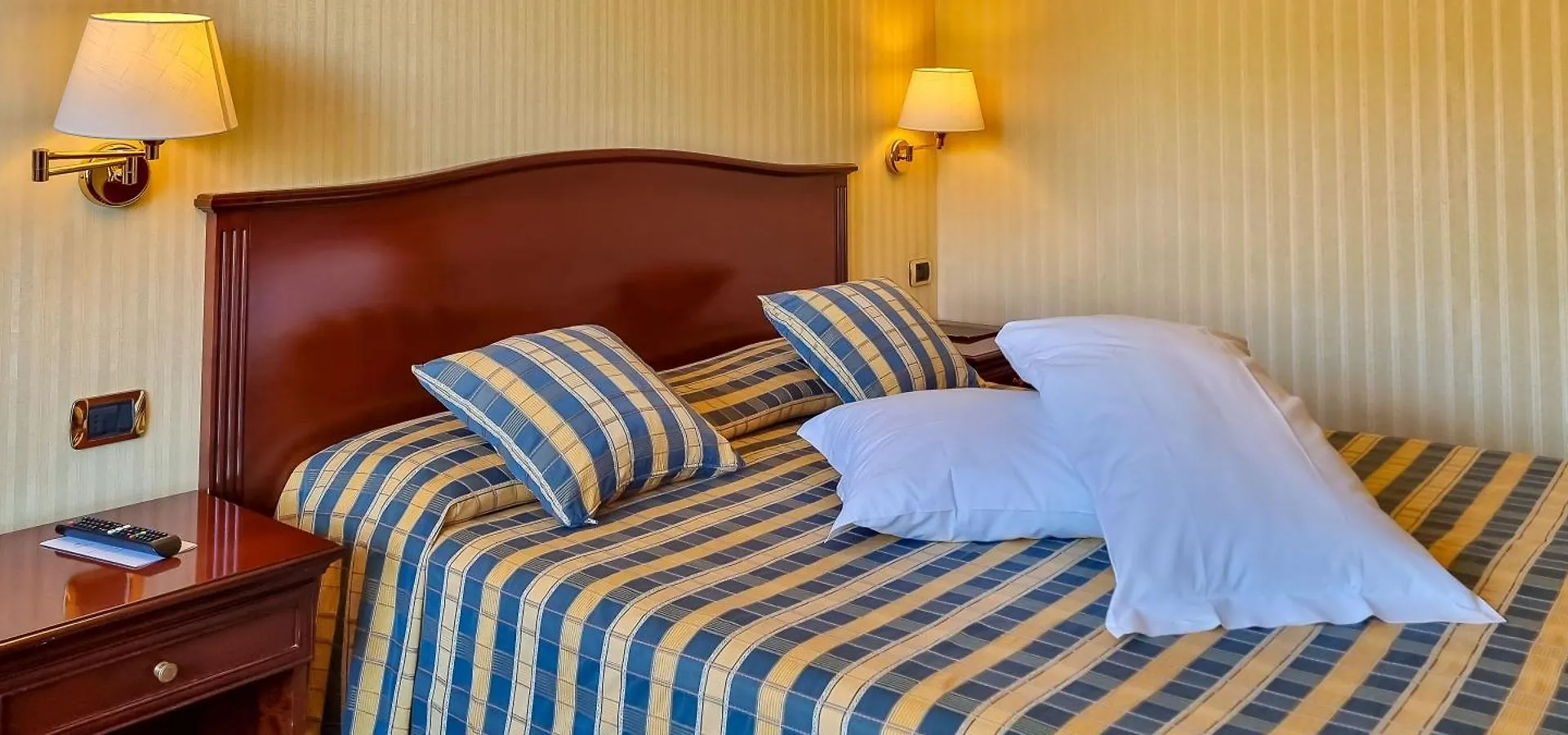 Hotel Benaco Garda ***S  Garda (Verona)